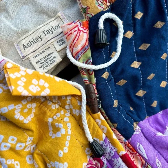 Ashley Taylor Kantha Patchwork Jacket Hooded Blanket Coat Unisex One Size New - Picture 3 of 5